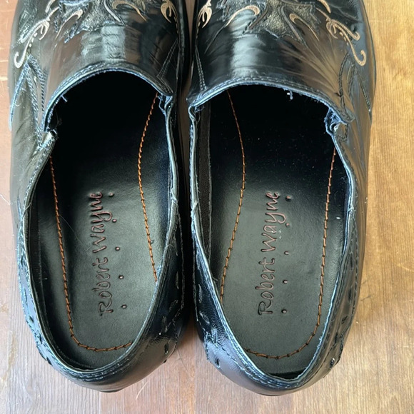 Mens Robert Wayne "Lamp" Black With Cross Design On Front Leather Loafers SZ 9 - Picture 6 of 12